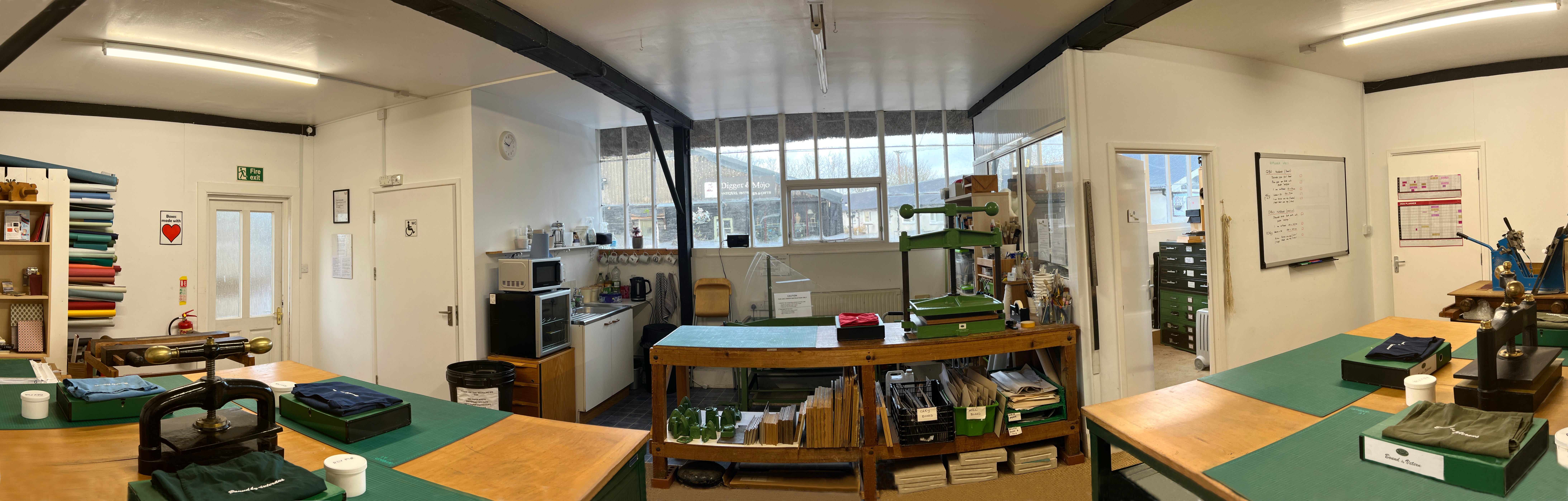 The Daffodil Barn Wiltshire